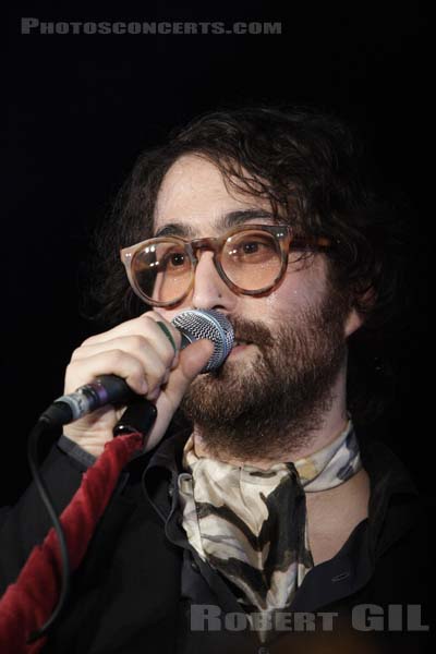 SEAN LENNON - 2006-11-12 - PARIS - La Boule Noire - 